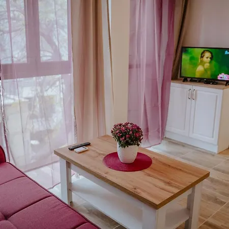 Апартаменты Bella's Sea Apartment-beach, Sea Garden ,old Town, Free Parking, Free Evcharging Station Варна