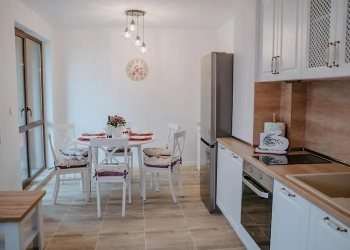 Bella's Sea Apartment-beach, Sea Garden ,old Town, Free Parking, Free Evcharging Station Varna