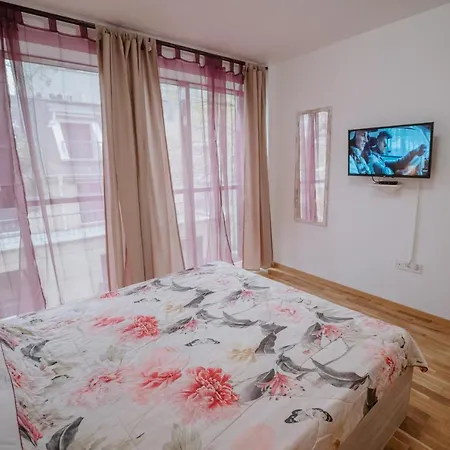 Bella's Sea Apartment-beach, Sea Garden ,old Town, Free Parking, Free Evcharging Station * Warna