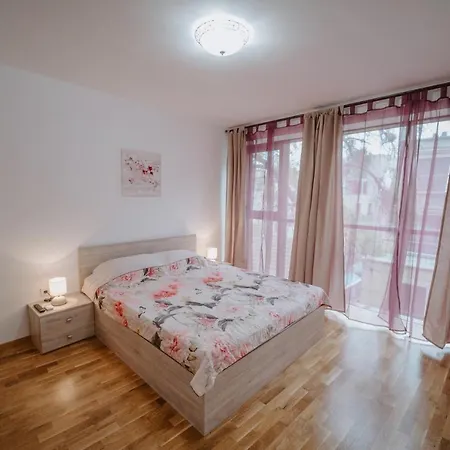 Apartment Bella's Sea Apartment-beach, Sea Garden ,old Town, Free Parking, Free Evcharging Station