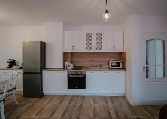 Bella's Sea Apartment-beach, Sea Garden ,old Town, Free Parking, Free Evcharging Station 아파트 바르나