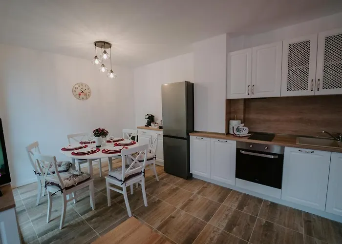 Bella's Sea Apartment-beach, Sea Garden ,old Town, Free Parking, Free Evcharging Station 아파트 바르나